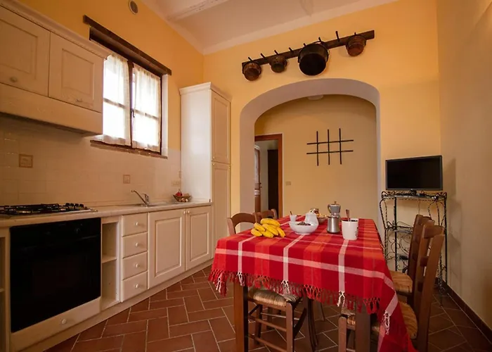 In Tuscany With Private Pool 펜션 *