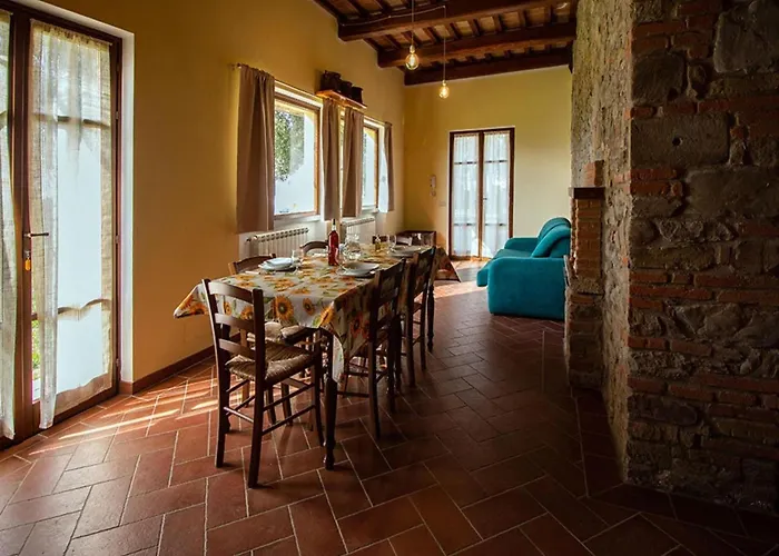 펜션 In Tuscany With Private Pool *